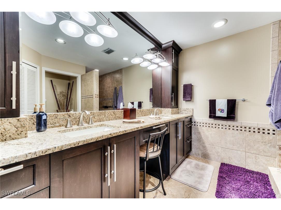 8201 Grand Palm Drive #4 Estero FL 33967 225082868 image20