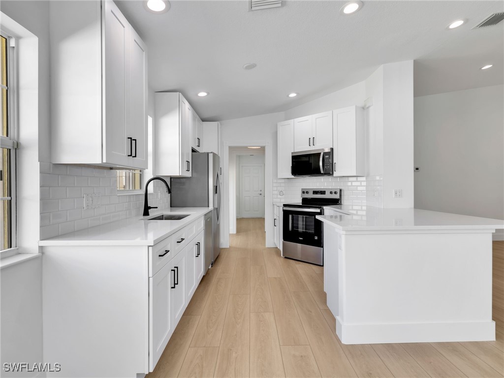 8205 Xenia Lane Naples FL 34114 225079934 image3