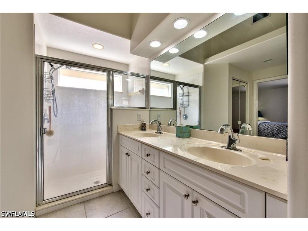 8207 Ibis Cove Circle #Y Naples FL 34119 226018401 image16