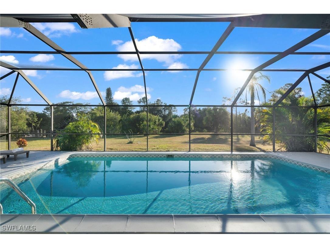 821 15th Street SW Naples FL 34117 225079153 image2