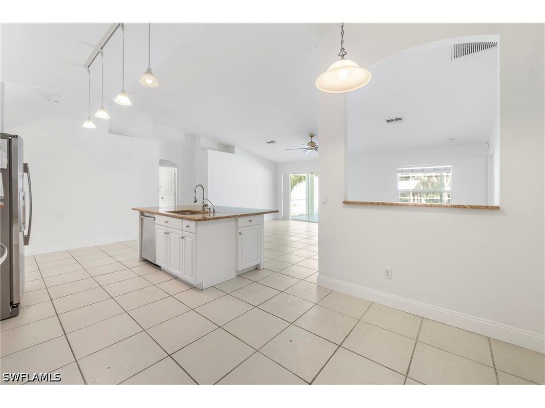 821 22nd Street SE Naples FL 34117 226015033 image9
