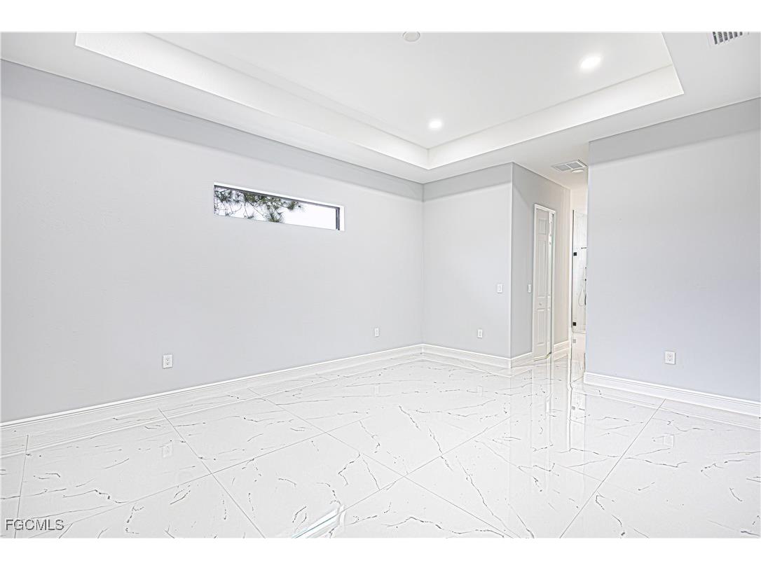 821 Atherton Avenue Lehigh Acres FL 33971 2025008376 image7