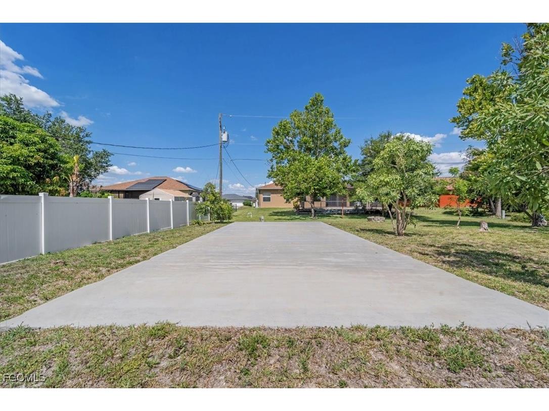 821 Carlfield Avenue Lehigh Acres FL 33971 2025025519 image26