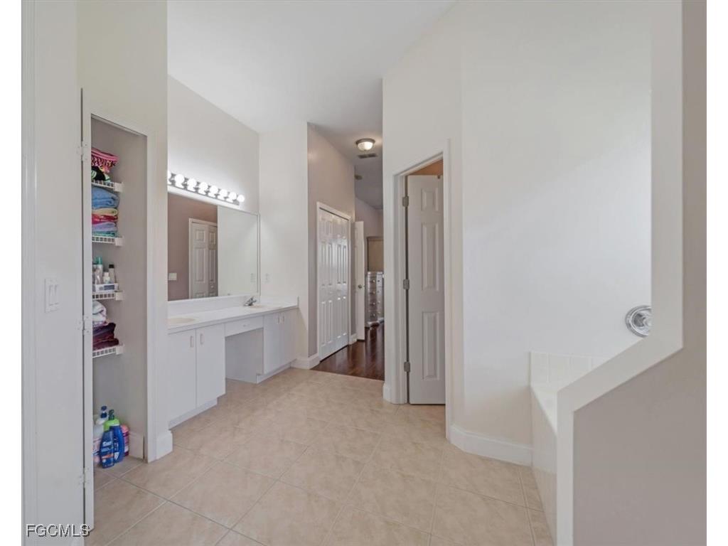 821 Carlfield Avenue Lehigh Acres FL 33971 2025025519 image9