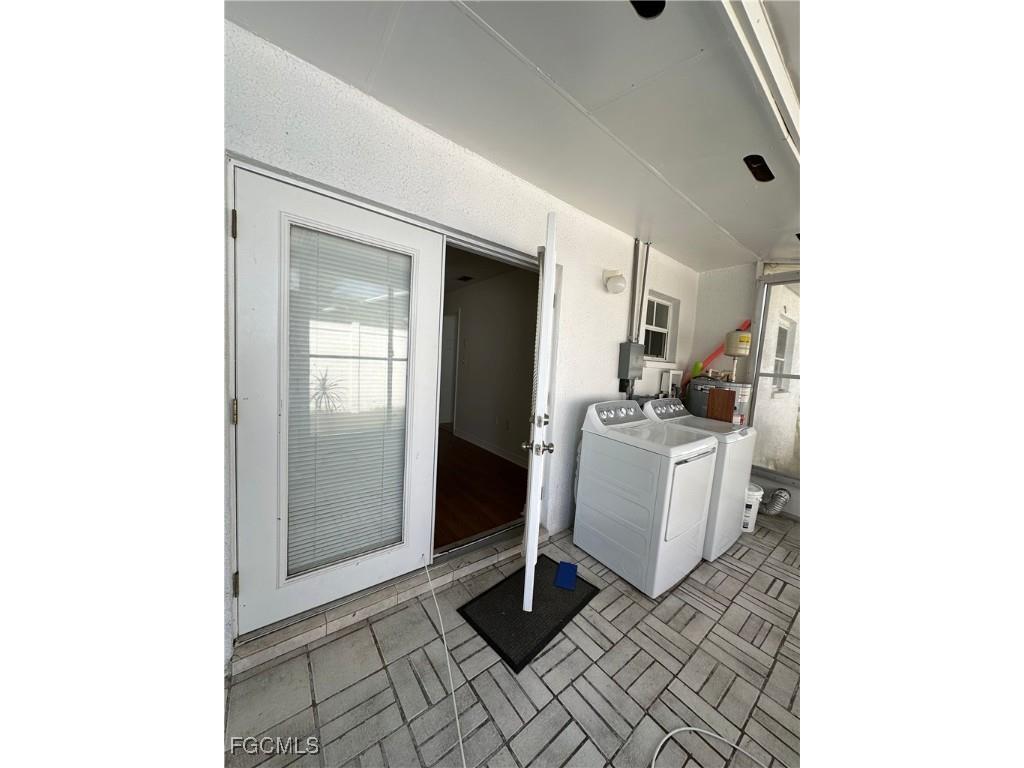 821 Courtington Lane #1 Fort Myers FL 33919 2025003433 image11