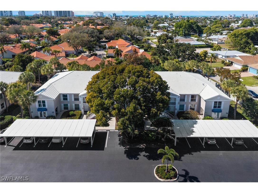 821 Gulf Pavilion Drive #106 Naples FL 34108 226007475 image1