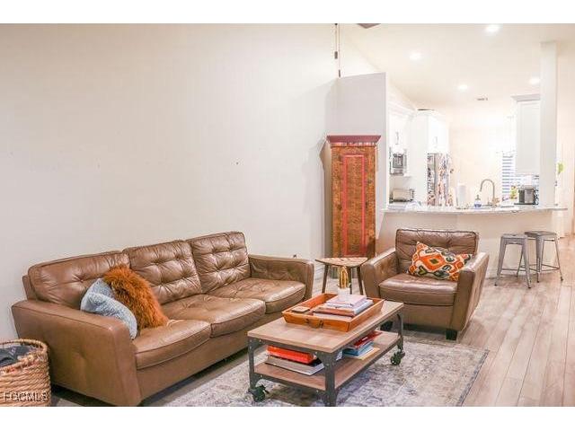 821 Gulf Pavilion Drive #204 Naples FL 34108 2025011649 image4