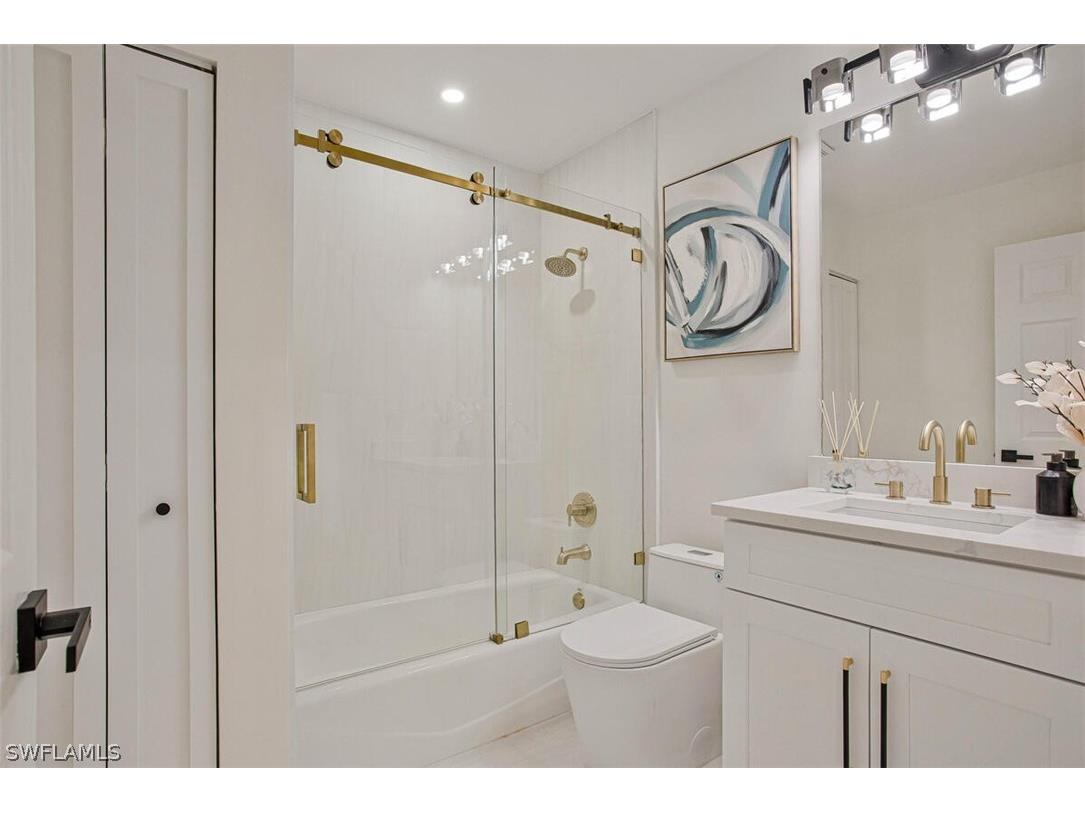 821 Gulf Pavilion Drive #206 Naples FL 34108 226008728 image24
