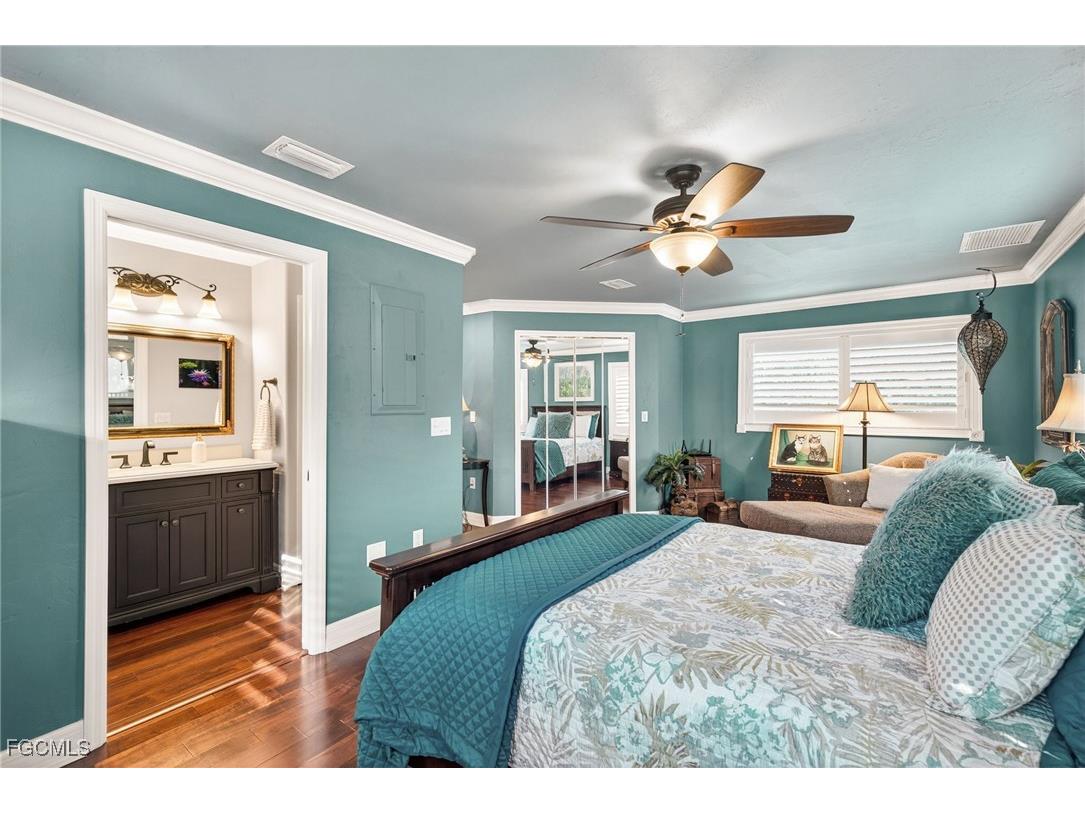 821 James Street Fort Myers FL 33916 2025019480 image28