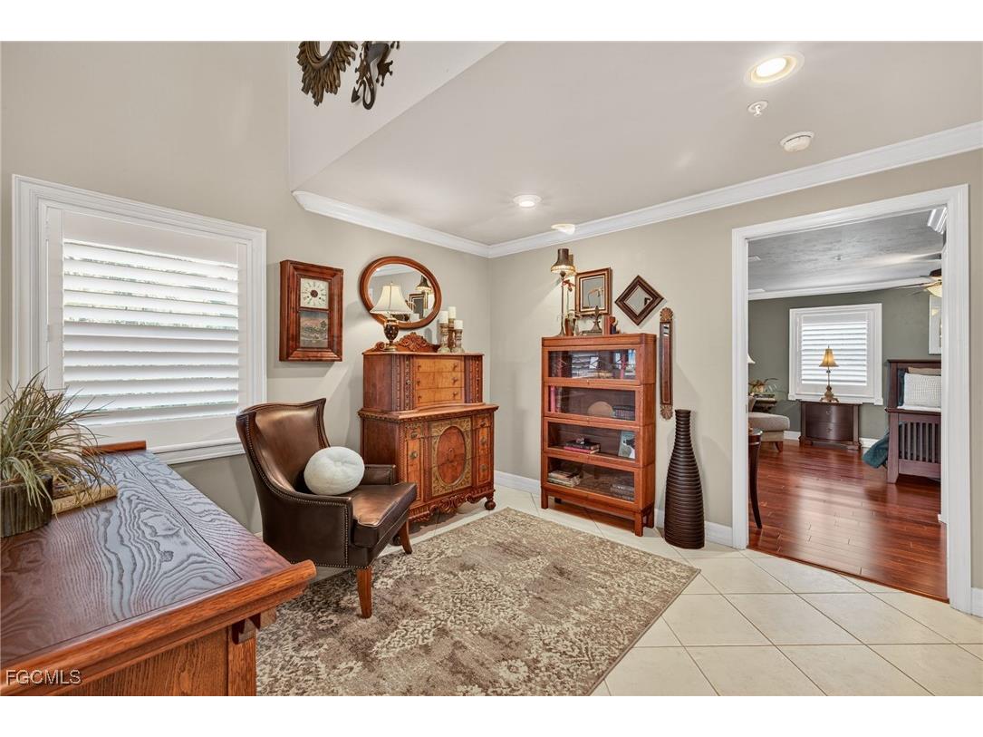 821 James Street Fort Myers FL 33916 2025019480 image3