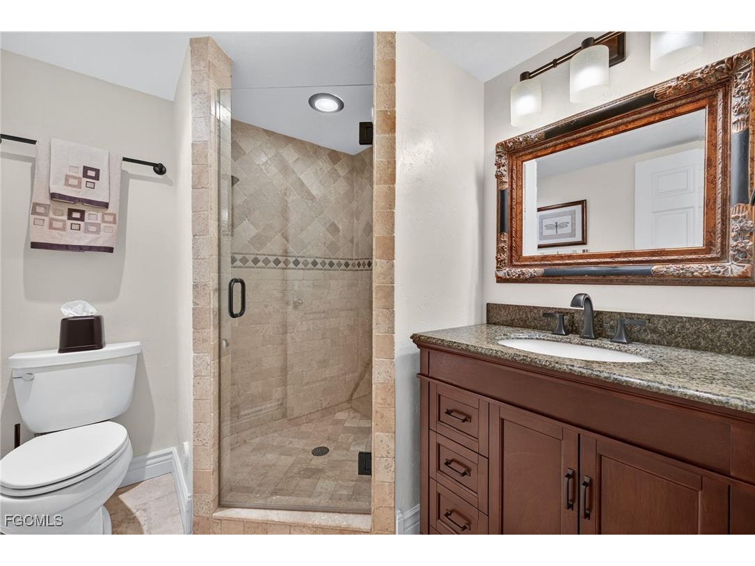 821 James Street Fort Myers FL 33916 2025019480 image30