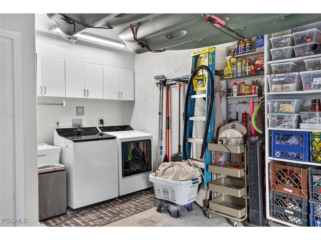 821 James Street Fort Myers FL 33916 2025019480 image35