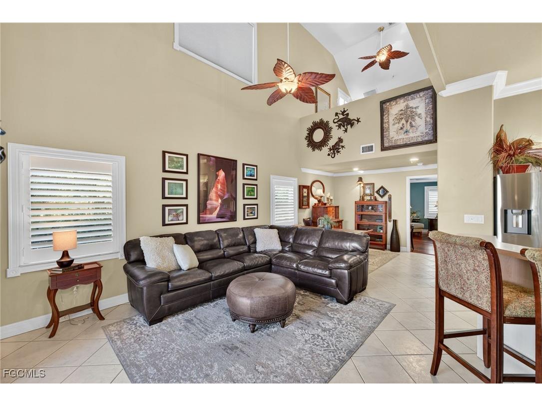 821 James Street Fort Myers FL 33916 2025019480 image7