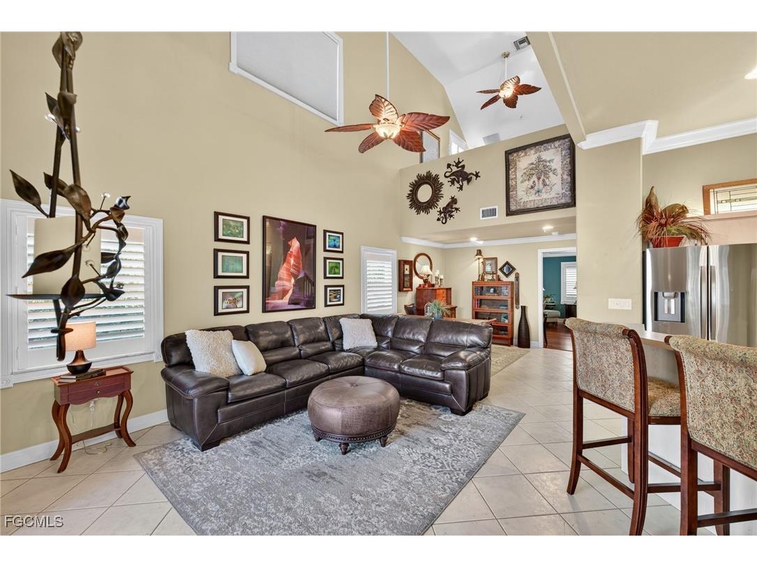 821 James Street Fort Myers FL 33916 2025019480 image8