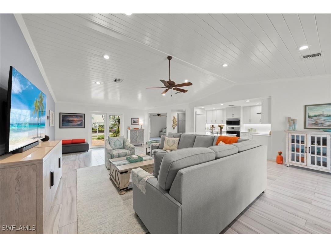 821 Lindgren Boulevard Sanibel FL 33957 225022324 image4