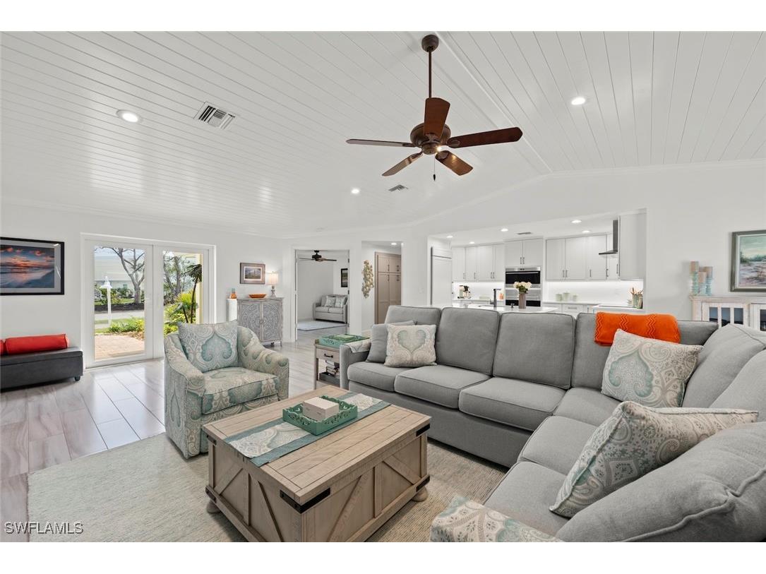 821 Lindgren Boulevard Sanibel FL 33957 225022324 image7