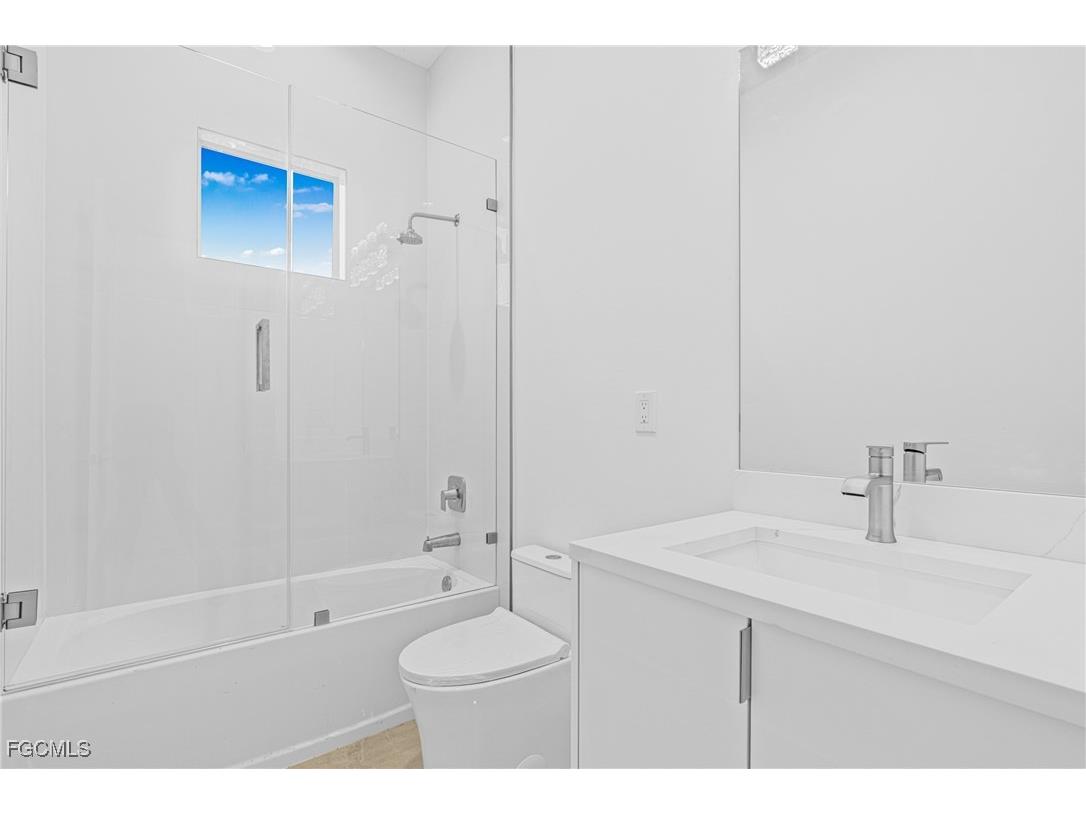 821 NW 37th Place Cape Coral FL 33993 2025013846 image31