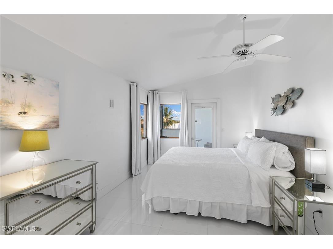 821 Palm Street Marco Island FL 34145 225082012 image16