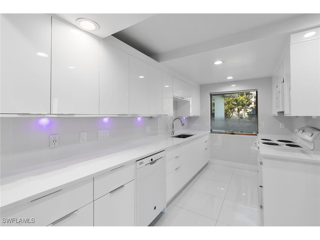 821 Palm Street Marco Island FL 34145 225082012 image6