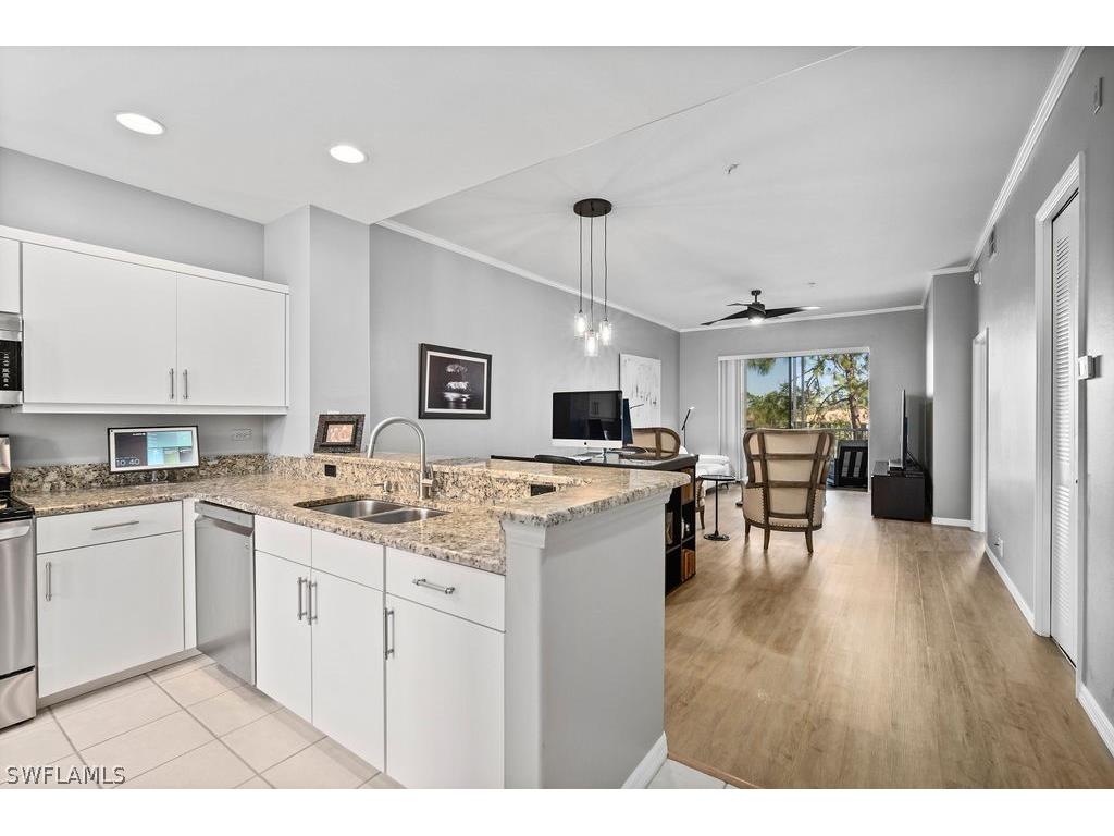 8217 Parkstone Place #1-304 Naples FL 34120 223001882 image1
