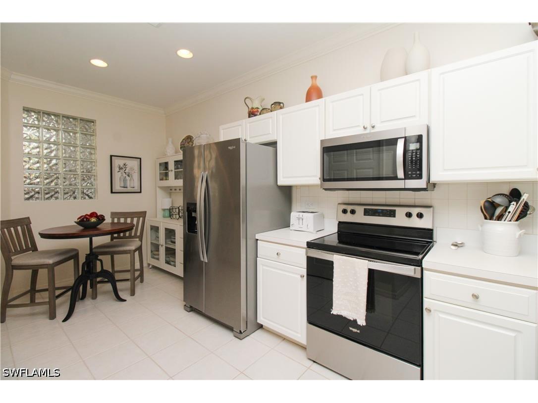 8217 Parkstone Place #102 Naples FL 34120 226018996 image18