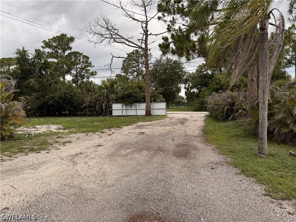 8219 Bartholomew Drive North Fort Myers FL 33917 226024775 image12