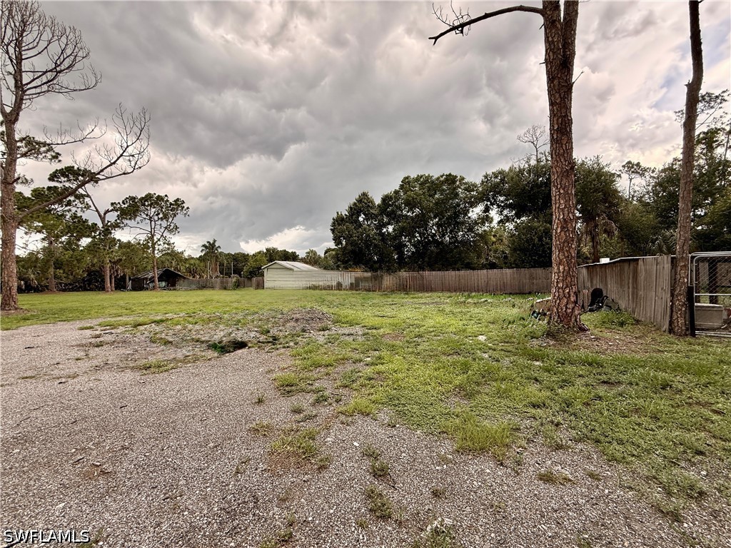 8219 Bartholomew Drive North Fort Myers FL 33917 226024775 image18