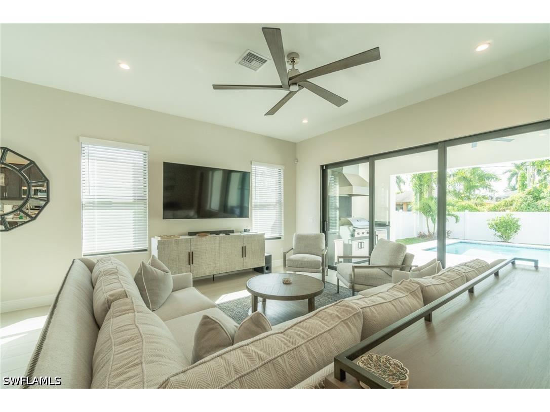 822 105th Avenue N Naples FL 34108 226015108 image4