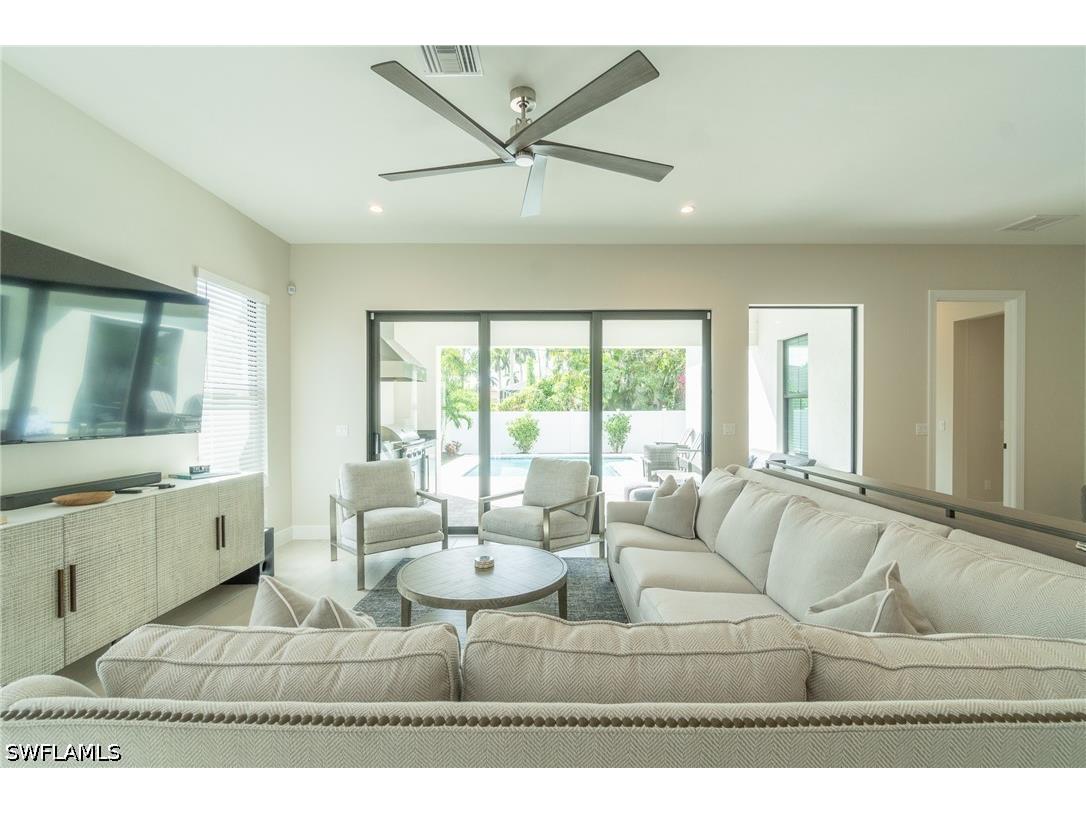 822 105th Avenue N Naples FL 34108 226015108 image6