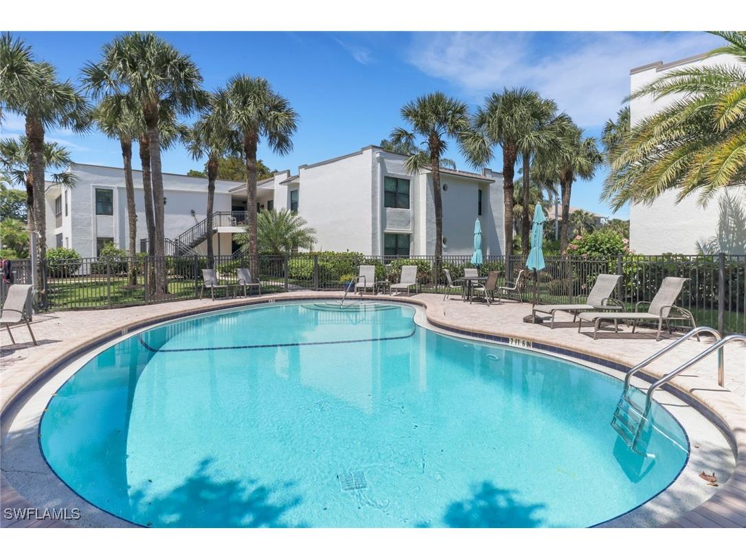 822 10th Avenue S #822 Naples FL 34102 225033000 image1