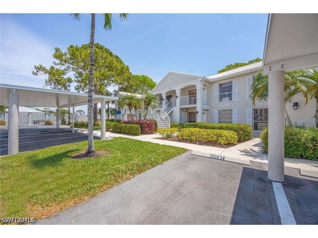 822 Gulf Pavillion Drive #202 Naples FL 34108 226019653 image1