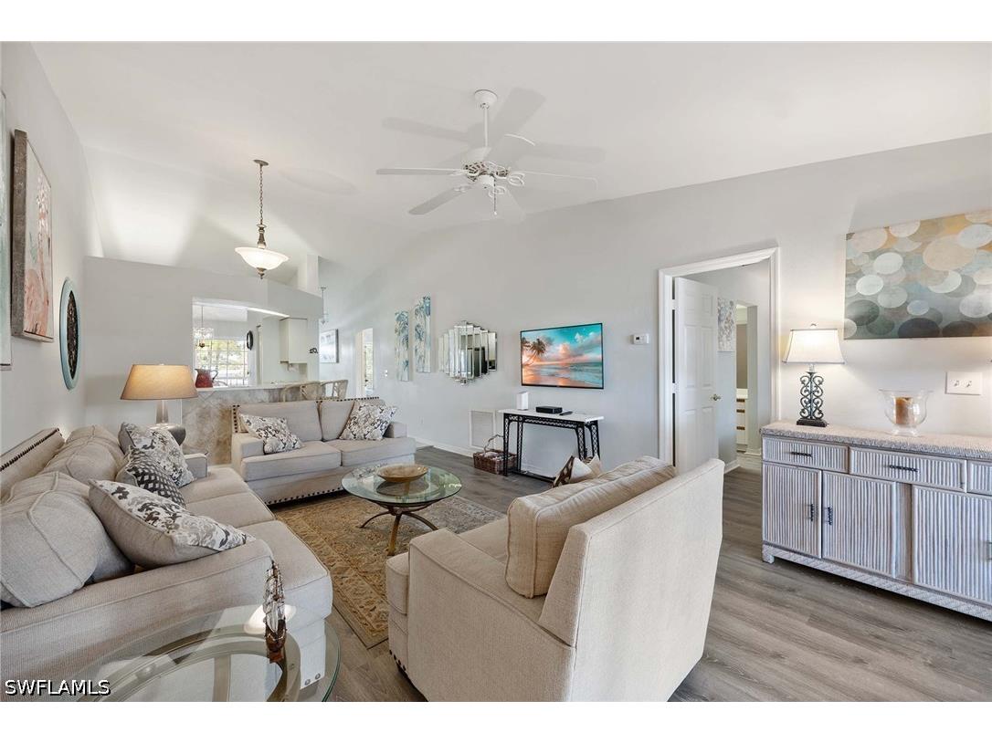 822 Gulf Pavillion Drive #202 Naples FL 34108 226019653 image8