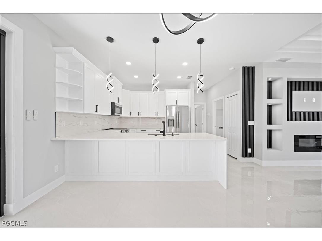822 NE 19th Street Cape Coral FL 33909 2026010969 image11