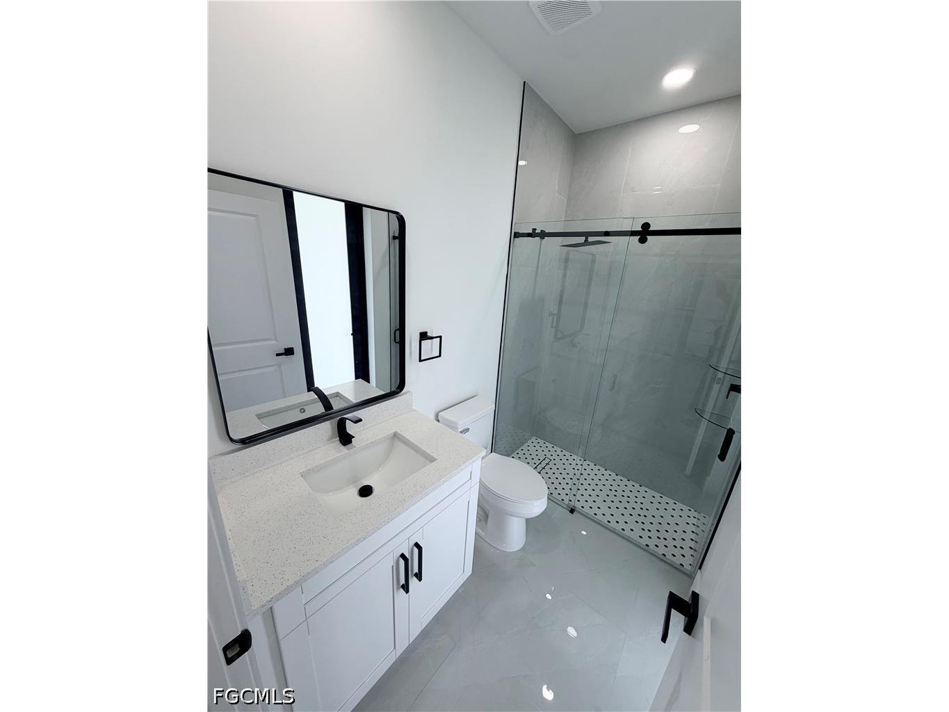 822 NE 19th Street Cape Coral FL 33909 2026010969 image21