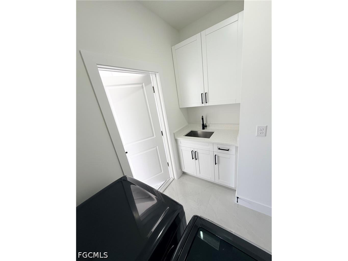 822 NE 19th Street Cape Coral FL 33909 2026010969 image30