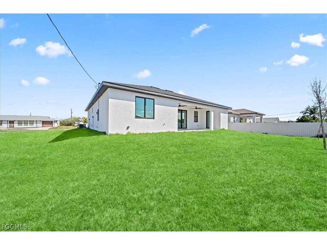 822 NE 19th Street Cape Coral FL 33909 2026010969 image37