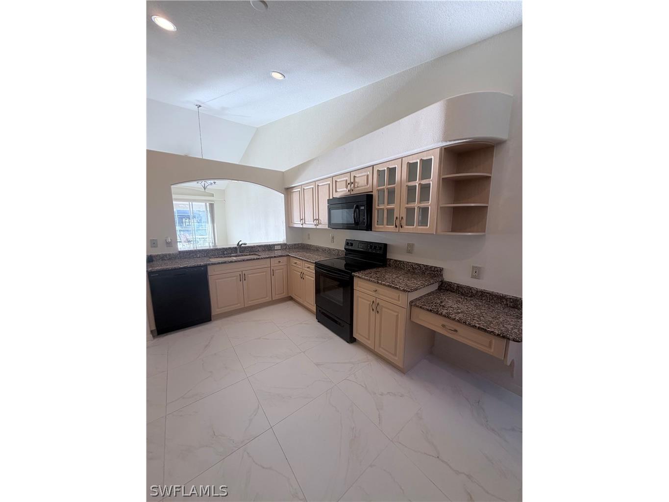 8220 Ibis Cove Circle #B216 Naples FL 34119 226008902 image17