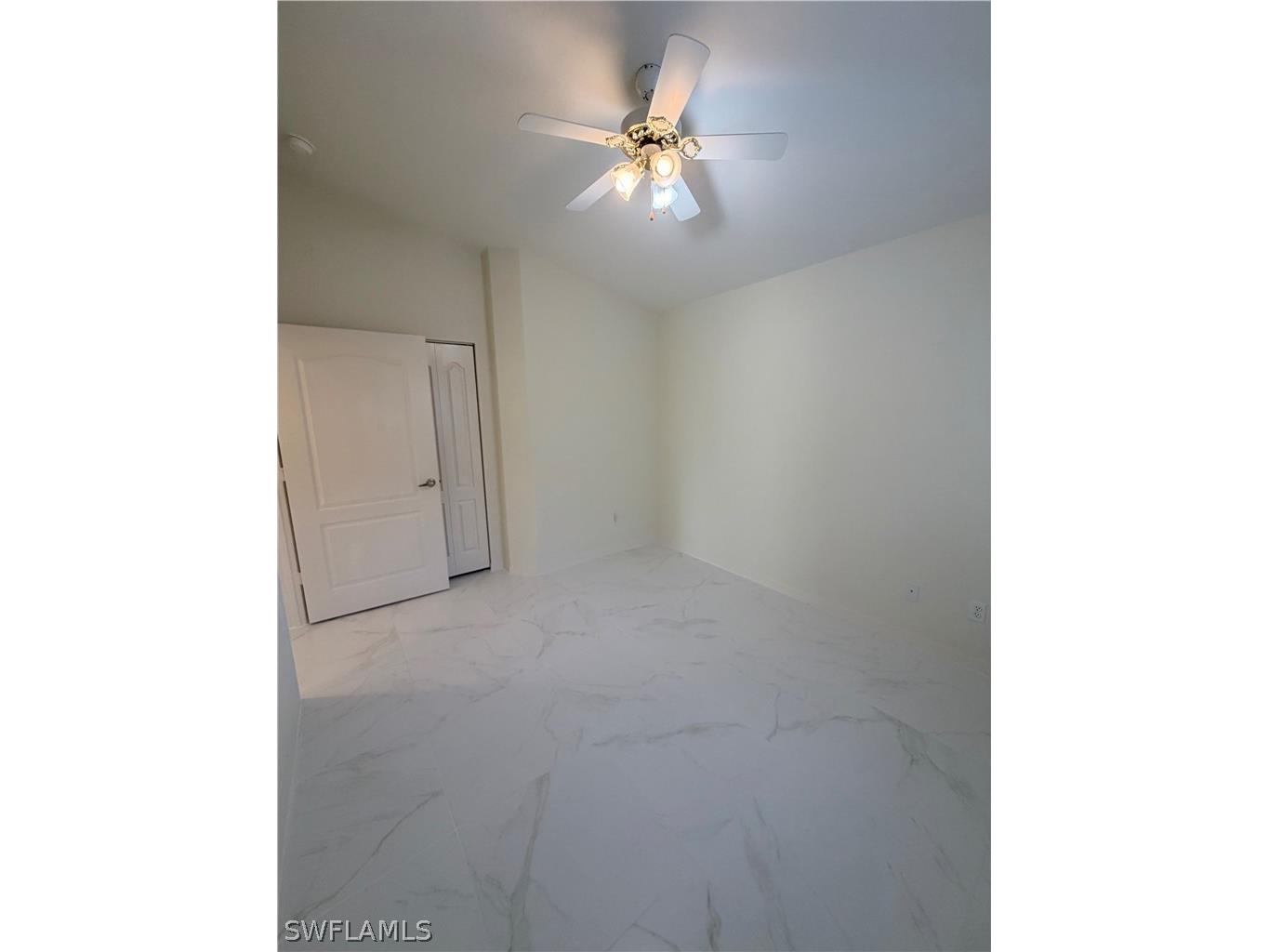8220 Ibis Cove Circle #B216 Naples FL 34119 226008902 image20