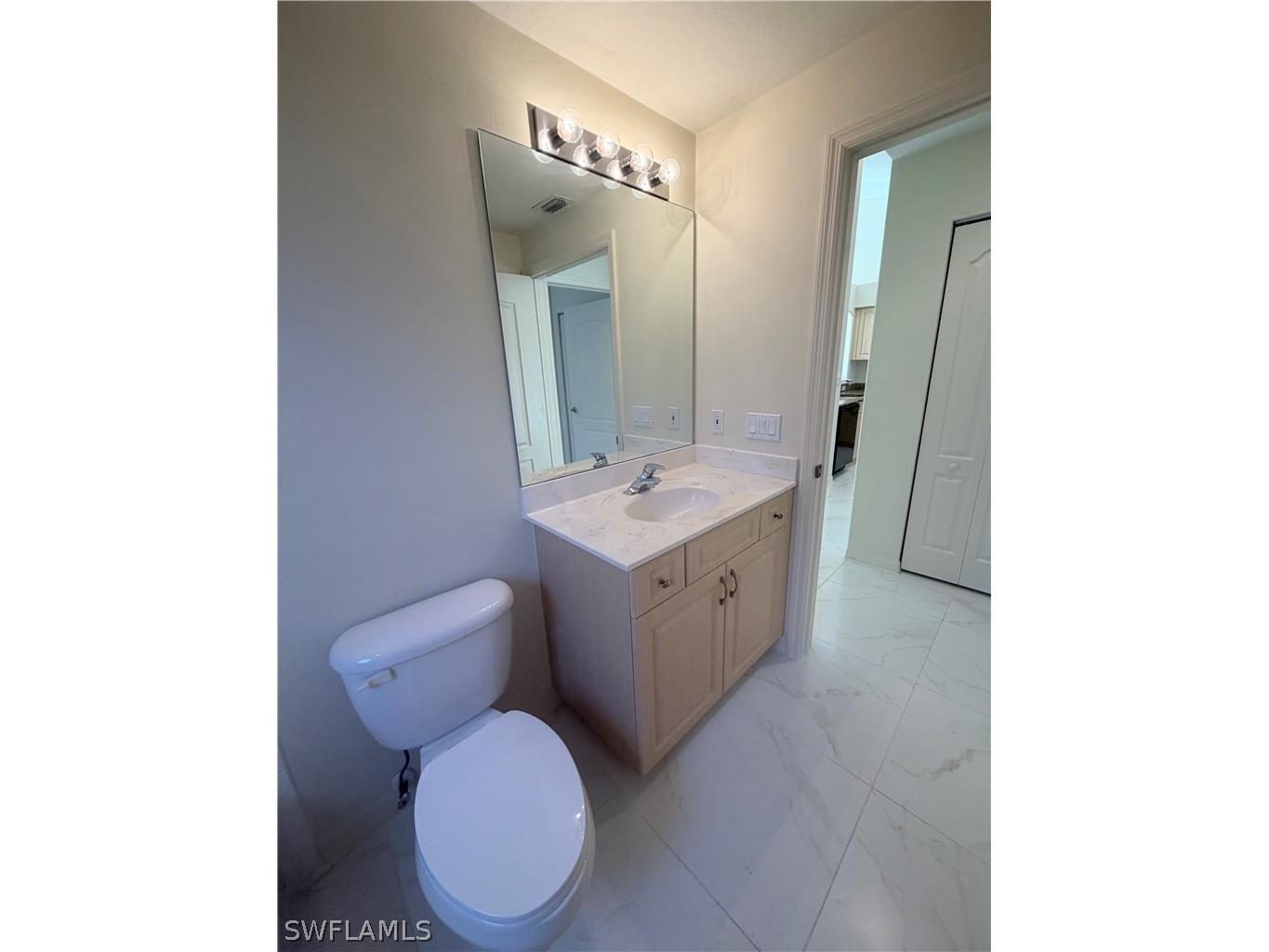 8220 Ibis Cove Circle #B216 Naples FL 34119 226008902 image22