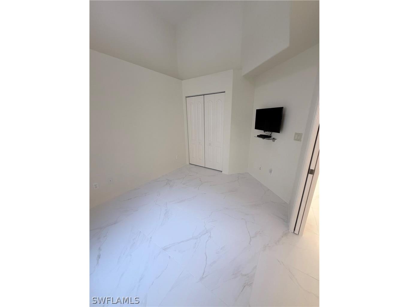 8220 Ibis Cove Circle #B216 Naples FL 34119 226008902 image24