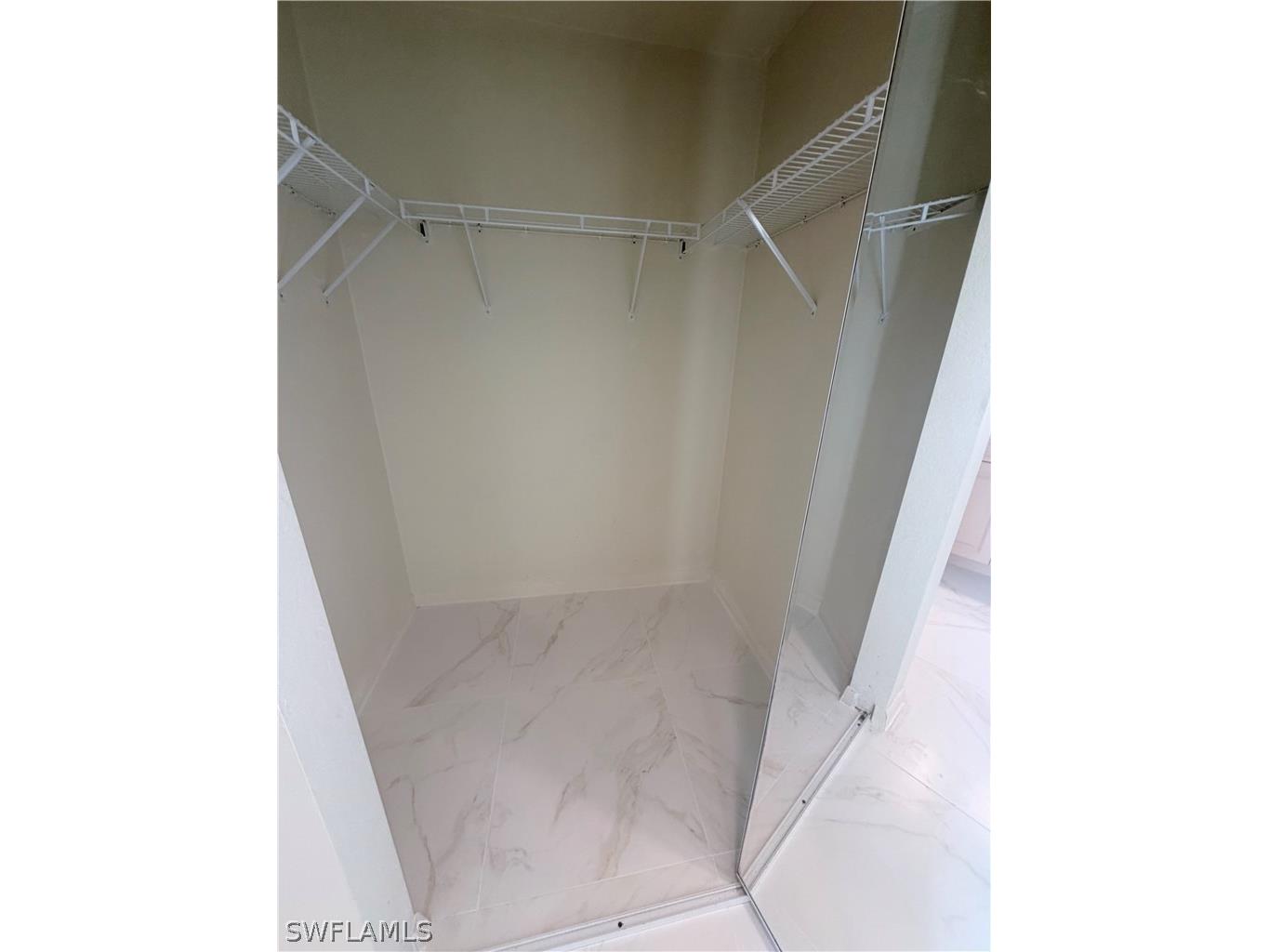 8220 Ibis Cove Circle #B216 Naples FL 34119 226008902 image35