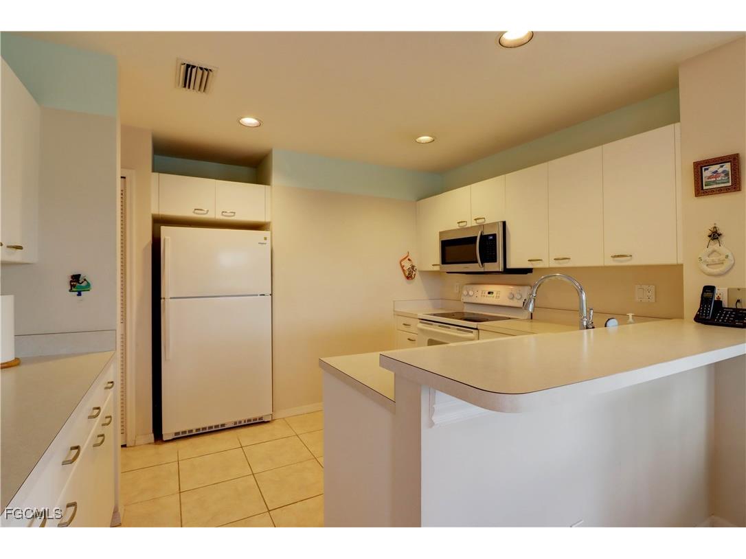 8221 Grand Palm Drive #1 Estero FL 33967 2025012081 image16