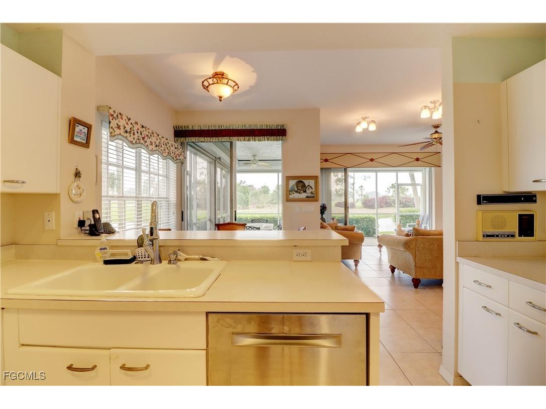 8221 Grand Palm Drive #1 Estero FL 33967 2025012081 image36