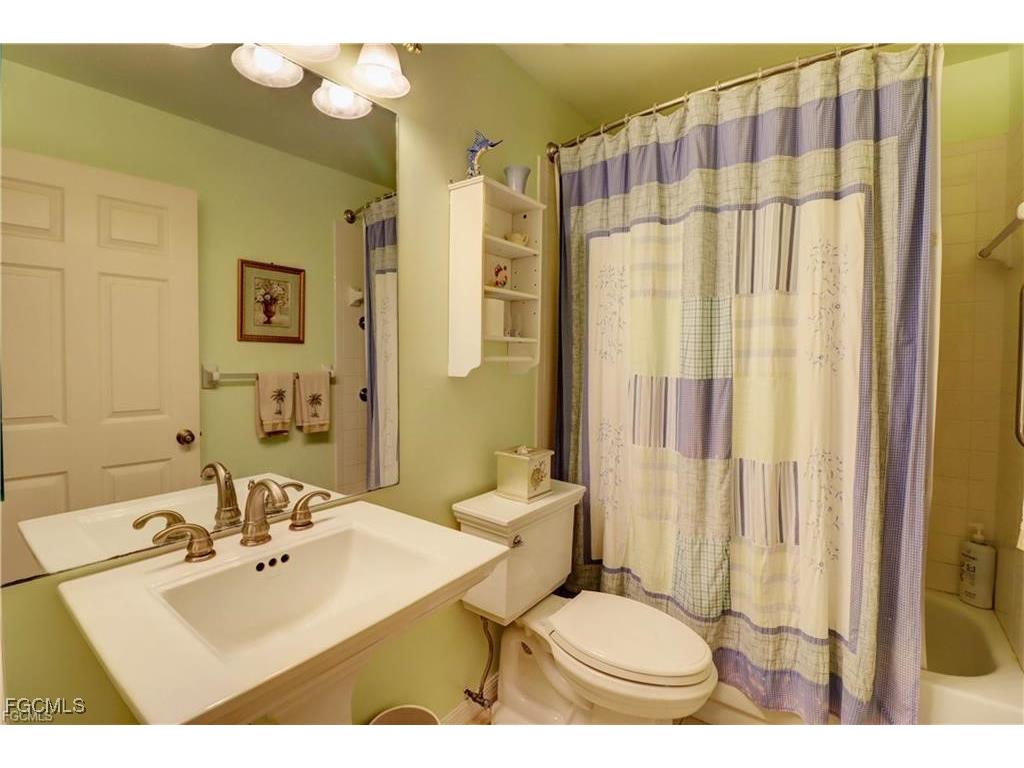 8221 Grand Palm Drive #1 Estero FL 33967 2026002765 image16