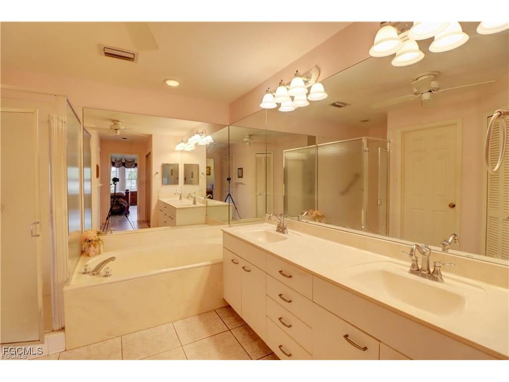 8221 Grand Palm Drive #1 Estero FL 33967 2026002765 image8