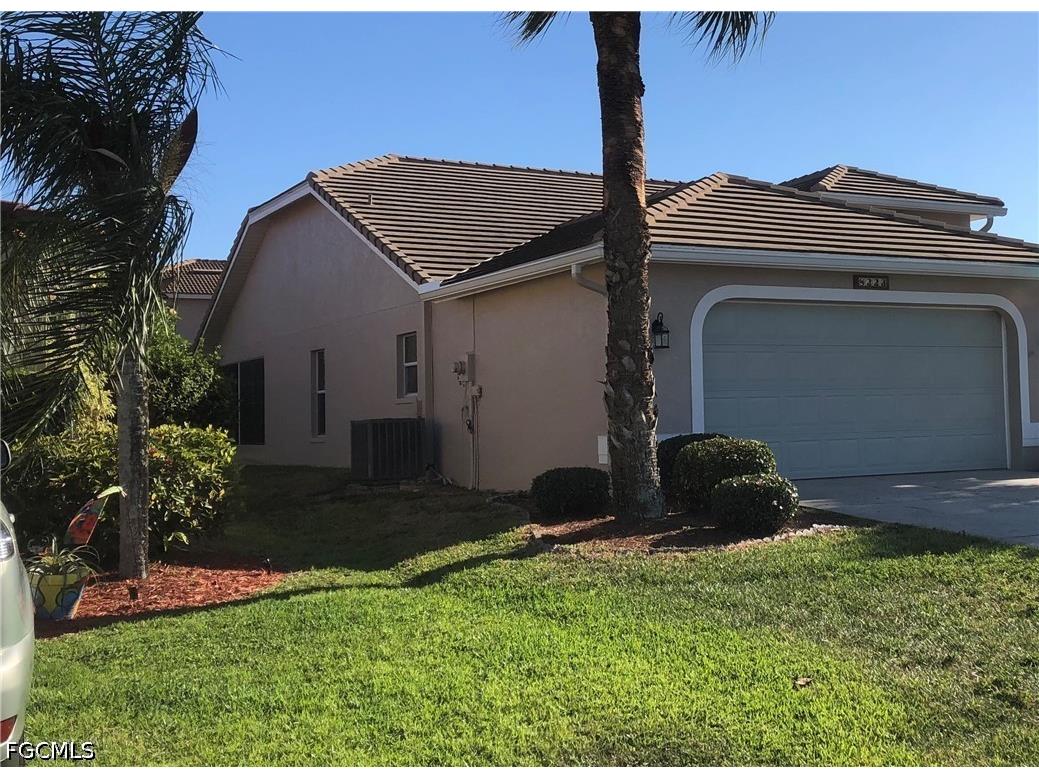 8223 Breton Circle Fort Myers FL 33912 2026029512 image4