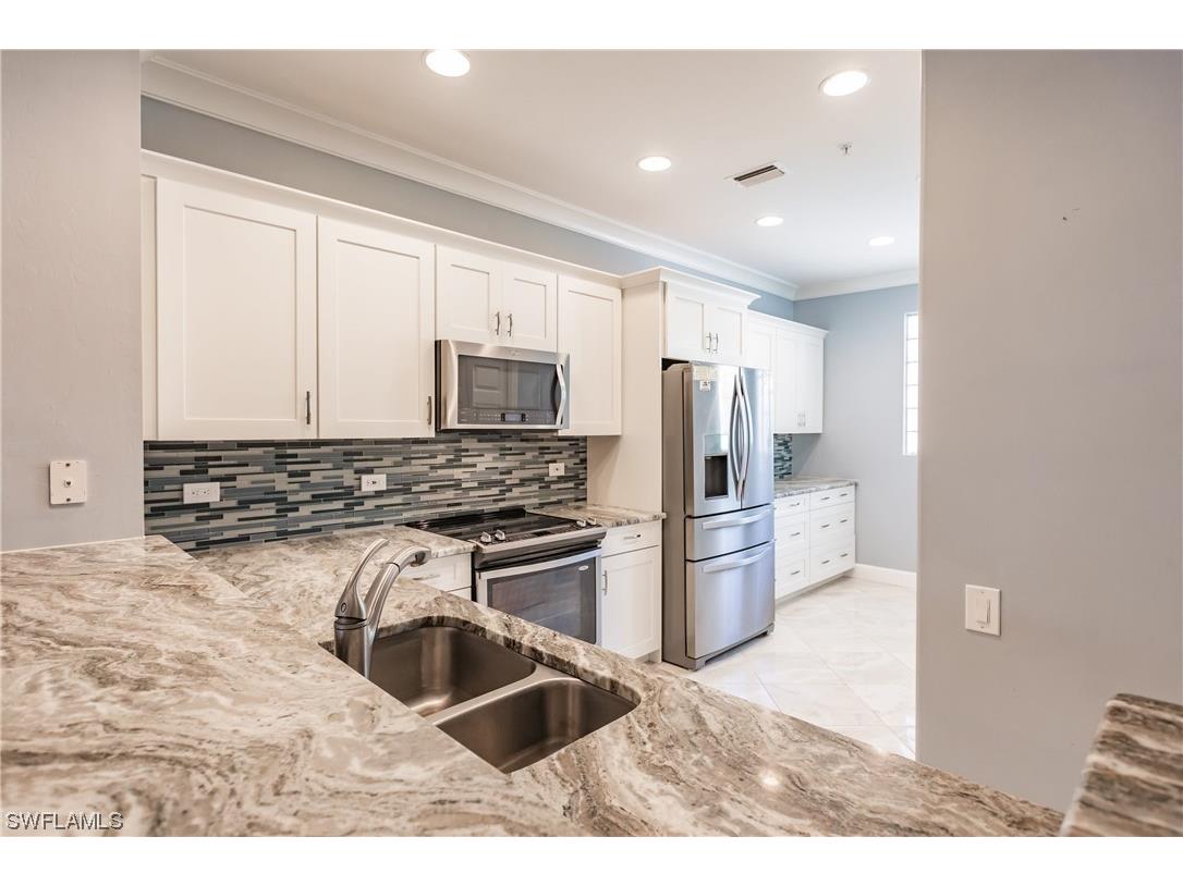 8223 Parkstone Place #2-107 Naples FL 34120 224003005 image1