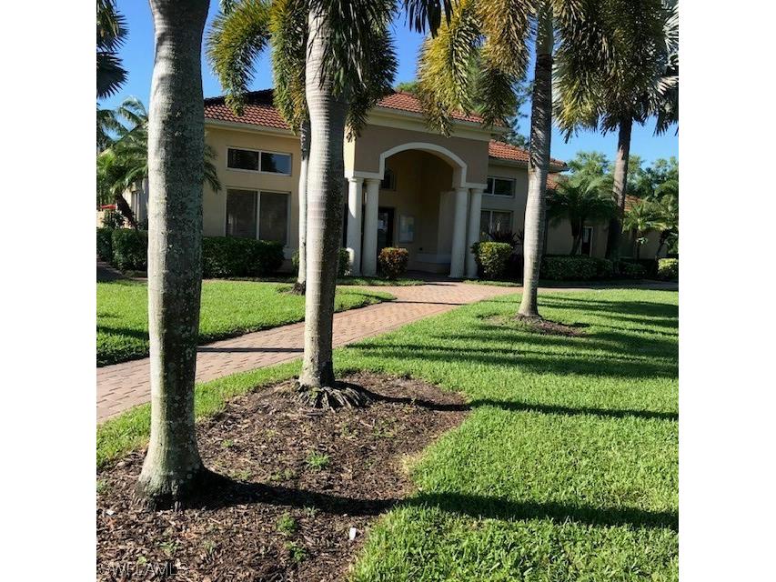 8225 Ibis Club Drive #215 Naples FL 34104 223038045 image1