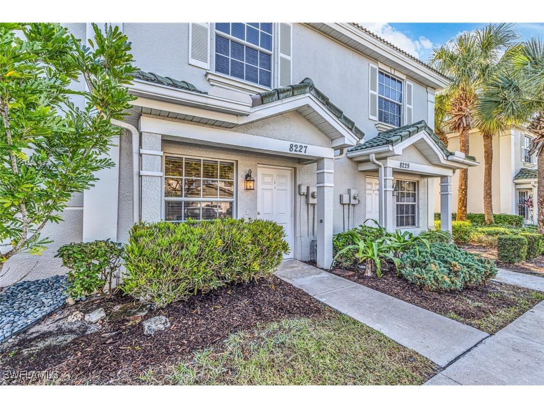 8227 Pacific Beach Drive Fort Myers FL 33966 225046252 image1