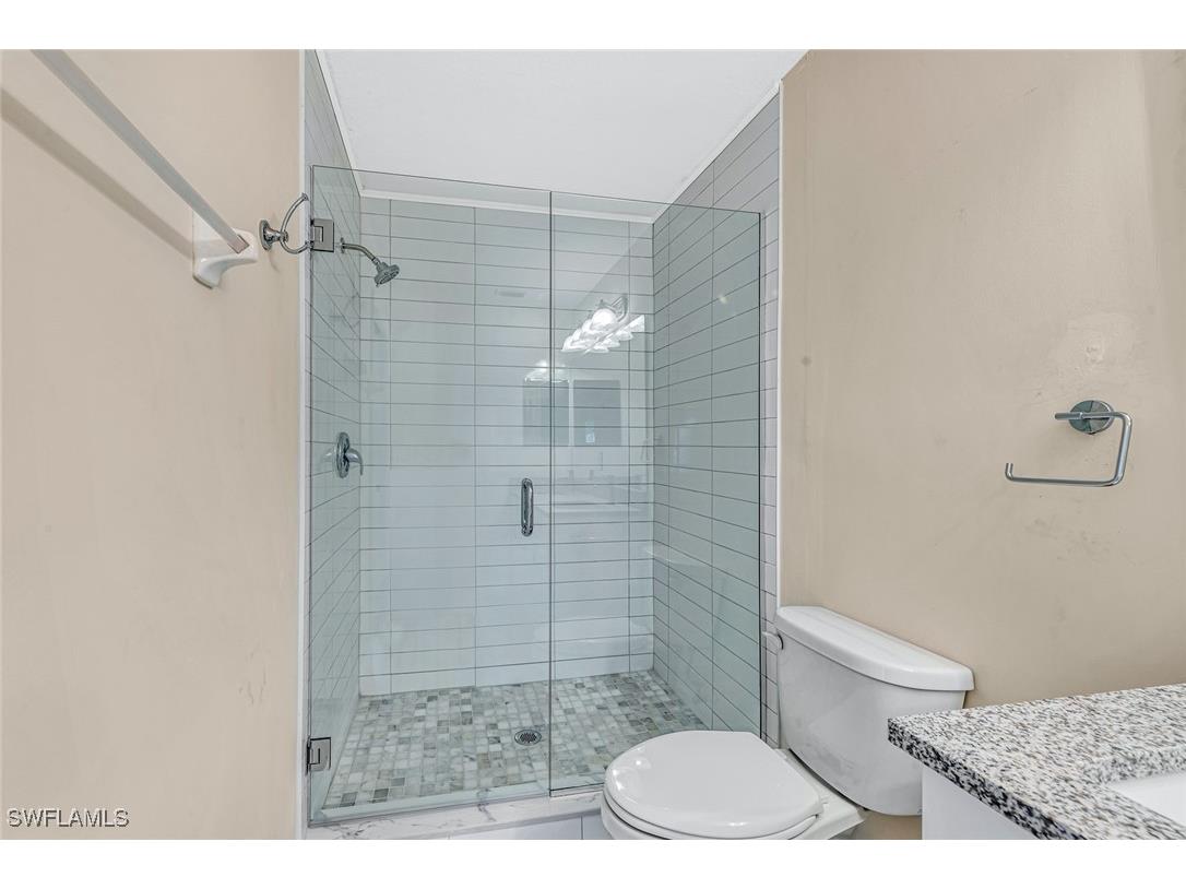 8227 Pacific Beach Drive Fort Myers FL 33966 225046252 image16